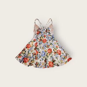 VTG Y2k Victoria's Secret floral lace trim cross back micro mini slip dress